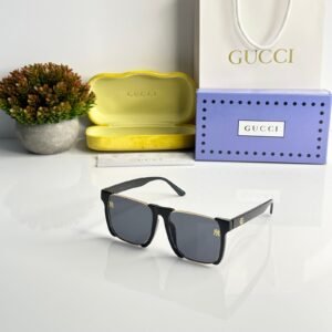 Gucci_New_York_Gold_Black