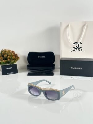 Chanel_WMNS_8316_Grey