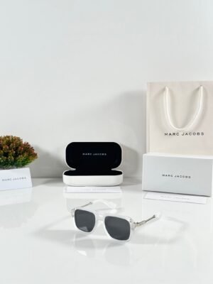 Marc Jacobs 1137 Ice Black