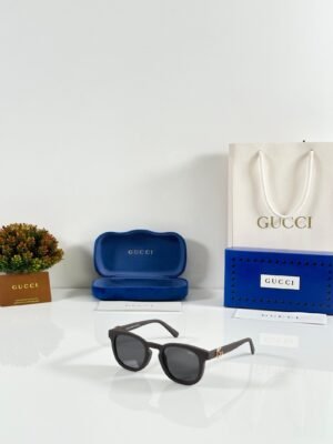 Gucci_88083_Brown_Black