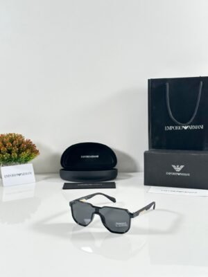 Emporio_Armani_219_Gold_Black