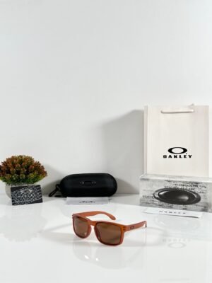 Oakley_9102_Brown