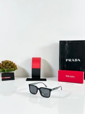 Prada_26_Black_Grey