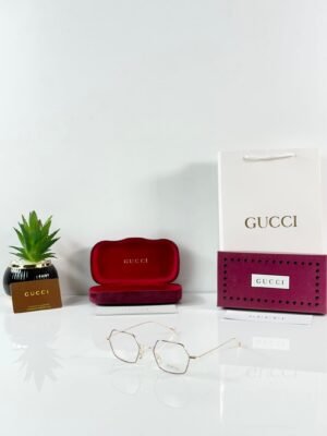 Gucci_307_Gold_Frame