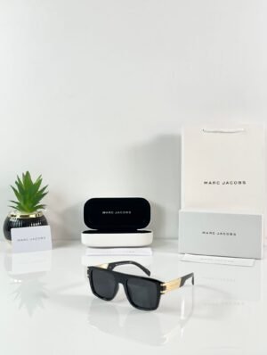 Marc Jacobs 1004 Gold Black